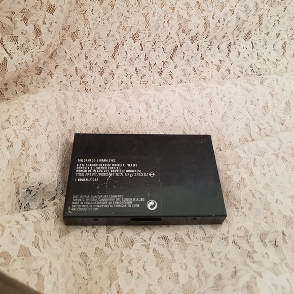 RARE MAC TAILORMADE WARM EYES PALETTE - Picture 3 of 3